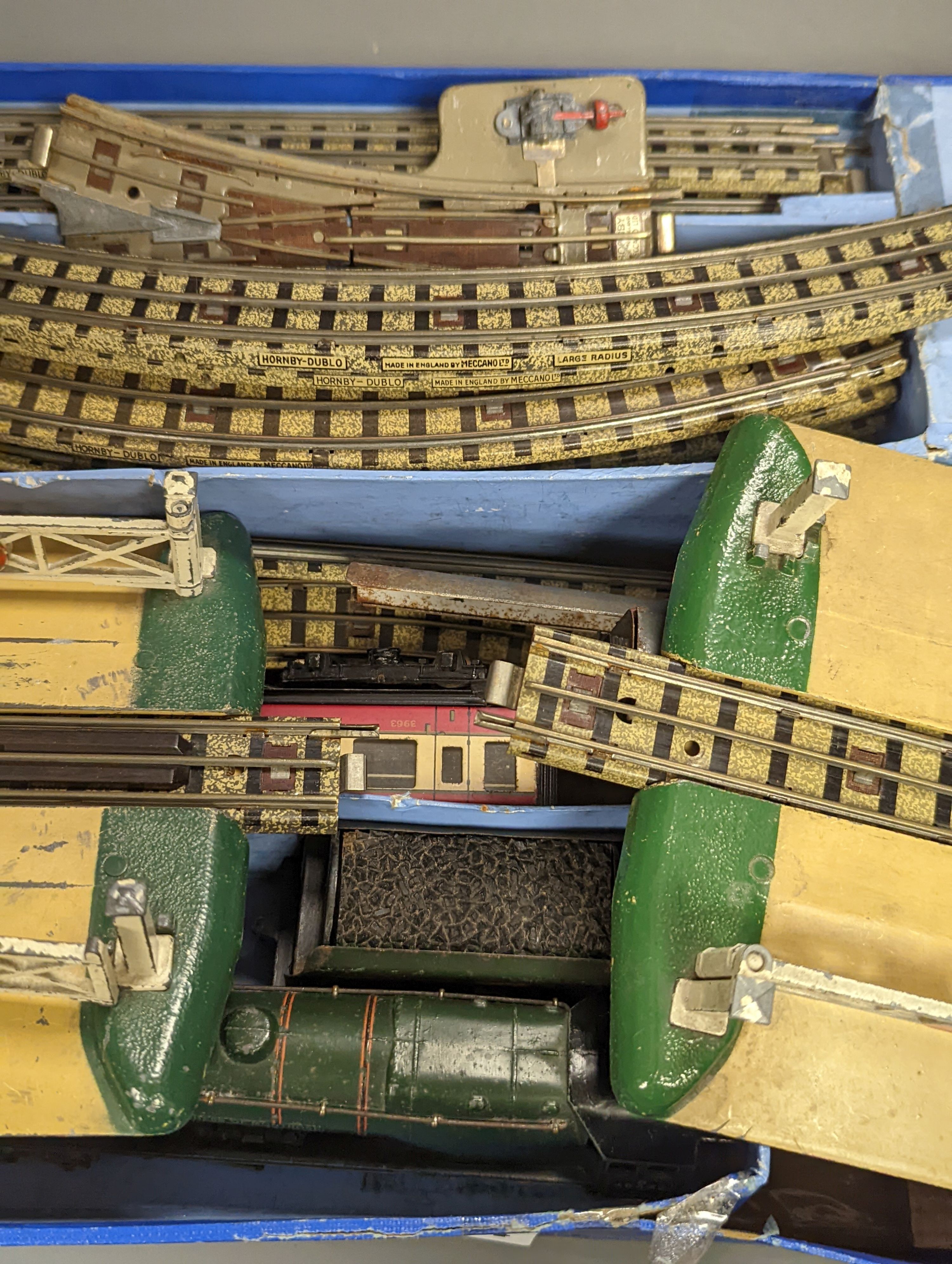 A Hornby Dublo ‘Electric train’ set